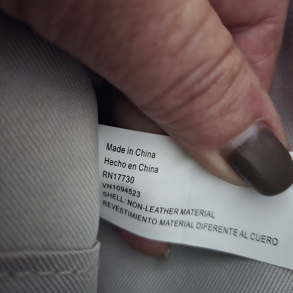 💚 2/$12 or 3/$17  A New Day Pearl Gray Women's Backpack NWOT - Picture 5 of 5